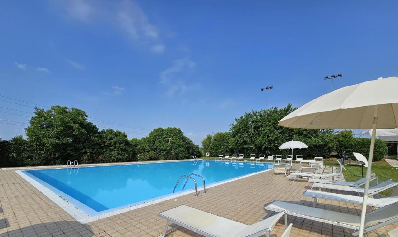 Wendy Apartment- Twobedroom & Pool & Parkprivatefree & Sports Ντεζεντσάνο ντελ Γκάρντα Εξωτερικό φωτογραφία