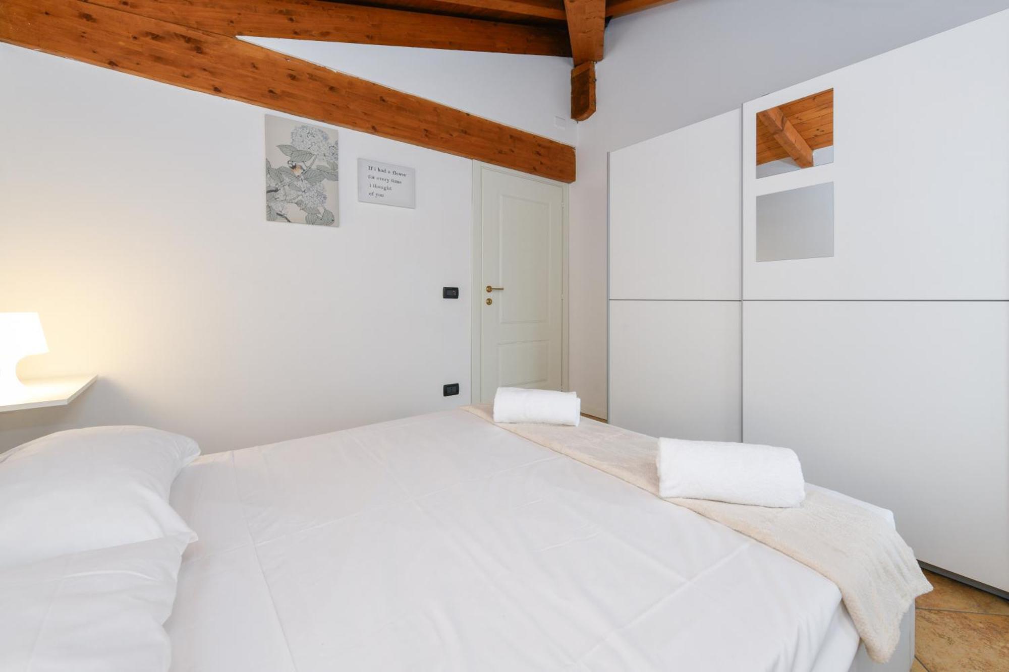 Wendy Apartment- Twobedroom & Pool & Parkprivatefree & Sports Ντεζεντσάνο ντελ Γκάρντα Εξωτερικό φωτογραφία