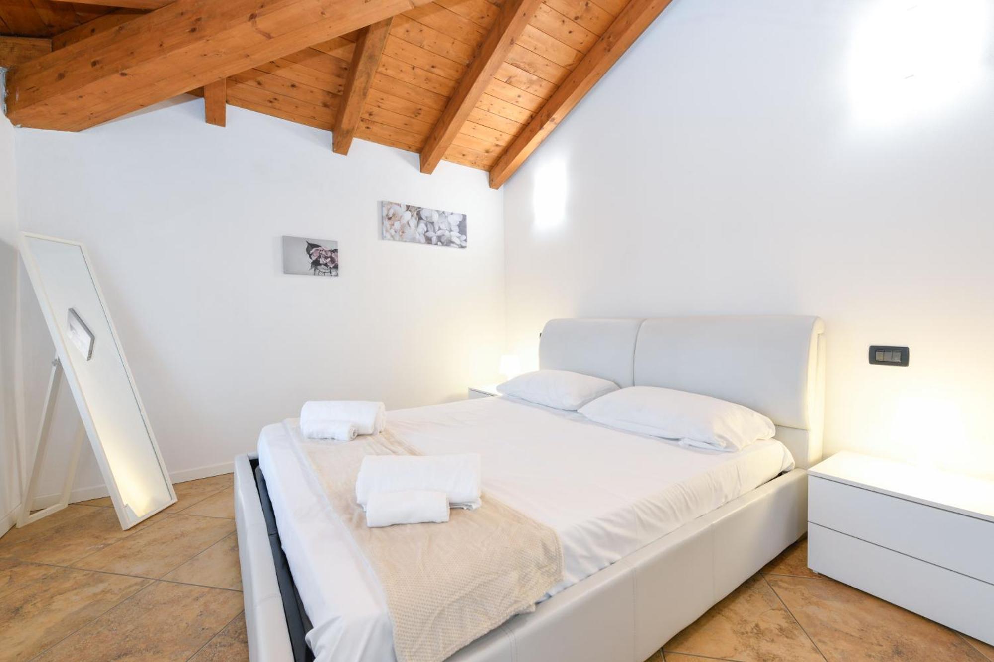 Wendy Apartment- Twobedroom & Pool & Parkprivatefree & Sports Ντεζεντσάνο ντελ Γκάρντα Εξωτερικό φωτογραφία