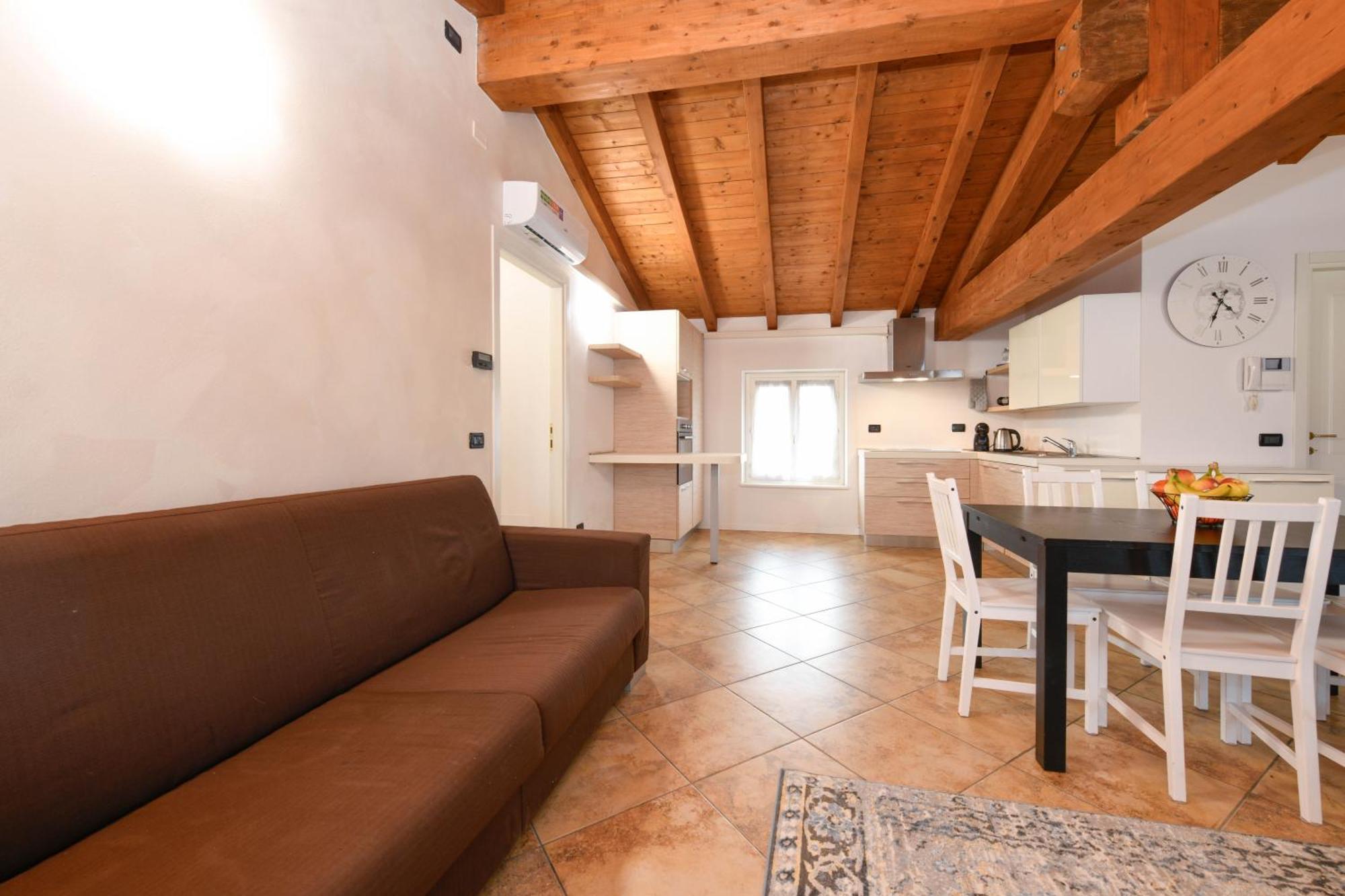 Wendy Apartment- Twobedroom & Pool & Parkprivatefree & Sports Ντεζεντσάνο ντελ Γκάρντα Εξωτερικό φωτογραφία