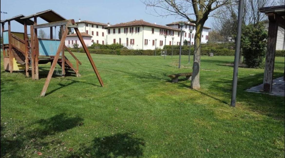 Wendy Apartment- Twobedroom & Pool & Parkprivatefree & Sports Ντεζεντσάνο ντελ Γκάρντα Εξωτερικό φωτογραφία